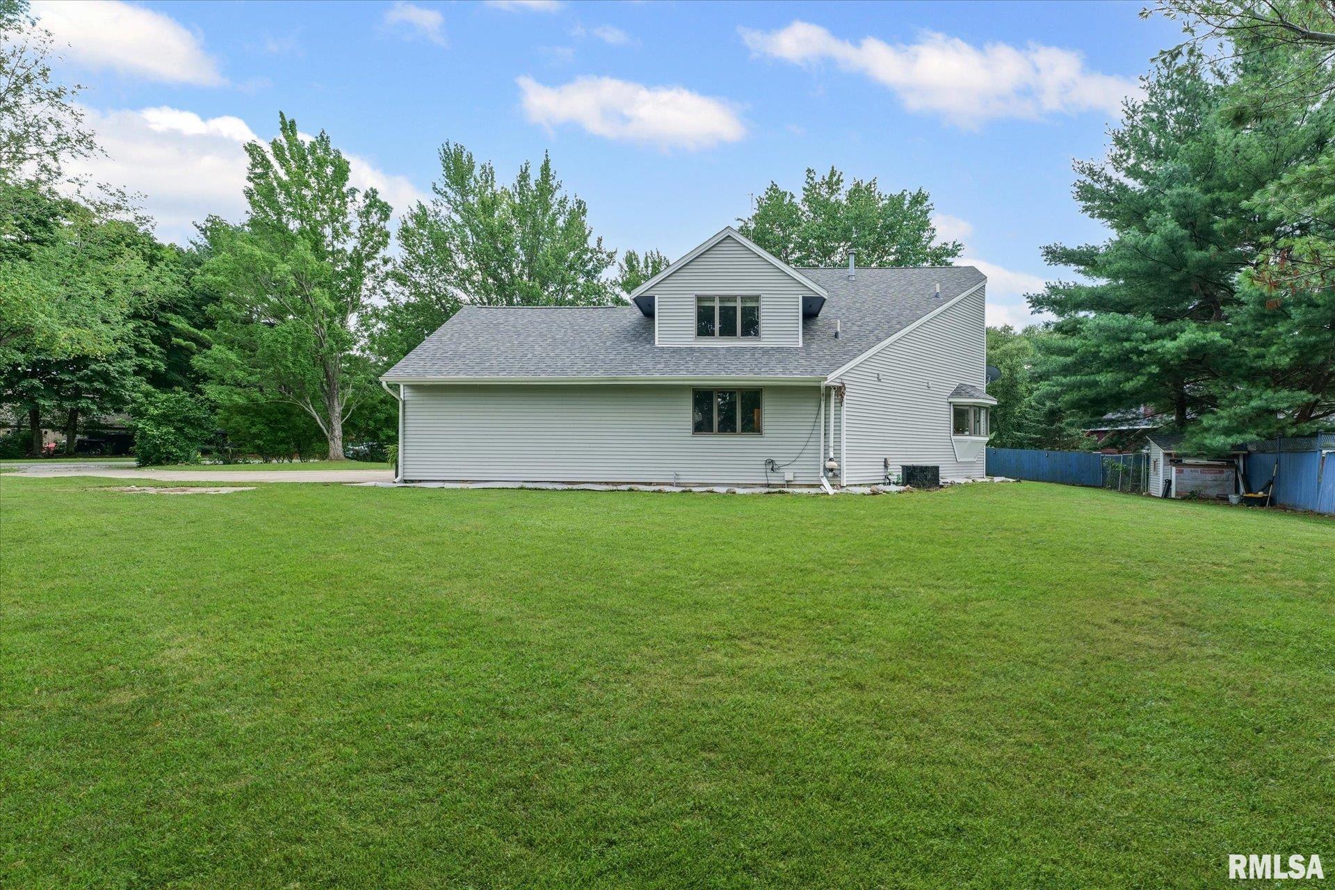 1196 Sandra Lane Monticello, IL 61856 - Photo 39 of 43