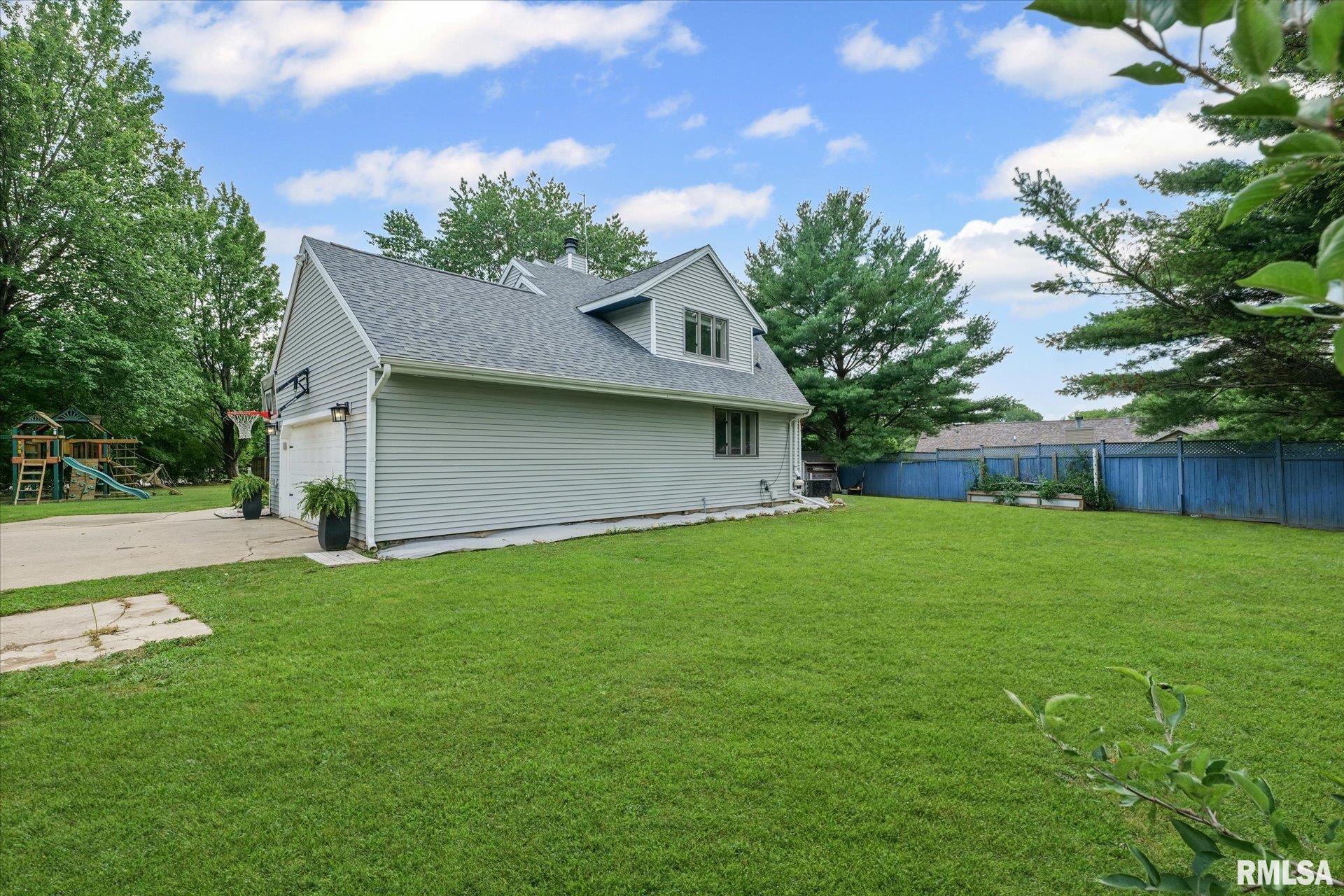 1196 Sandra Lane Monticello, IL 61856 - Photo 40 of 43