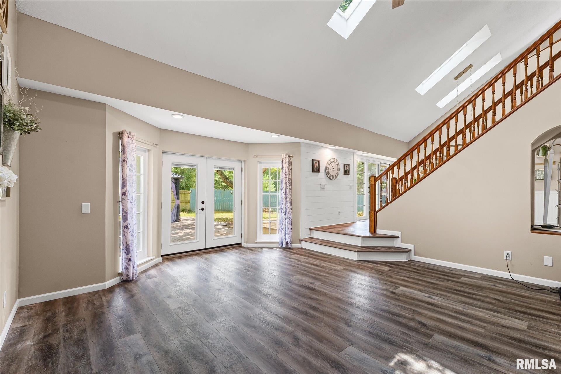 1196 Sandra Lane Monticello, IL 61856 - Photo 8 of 43