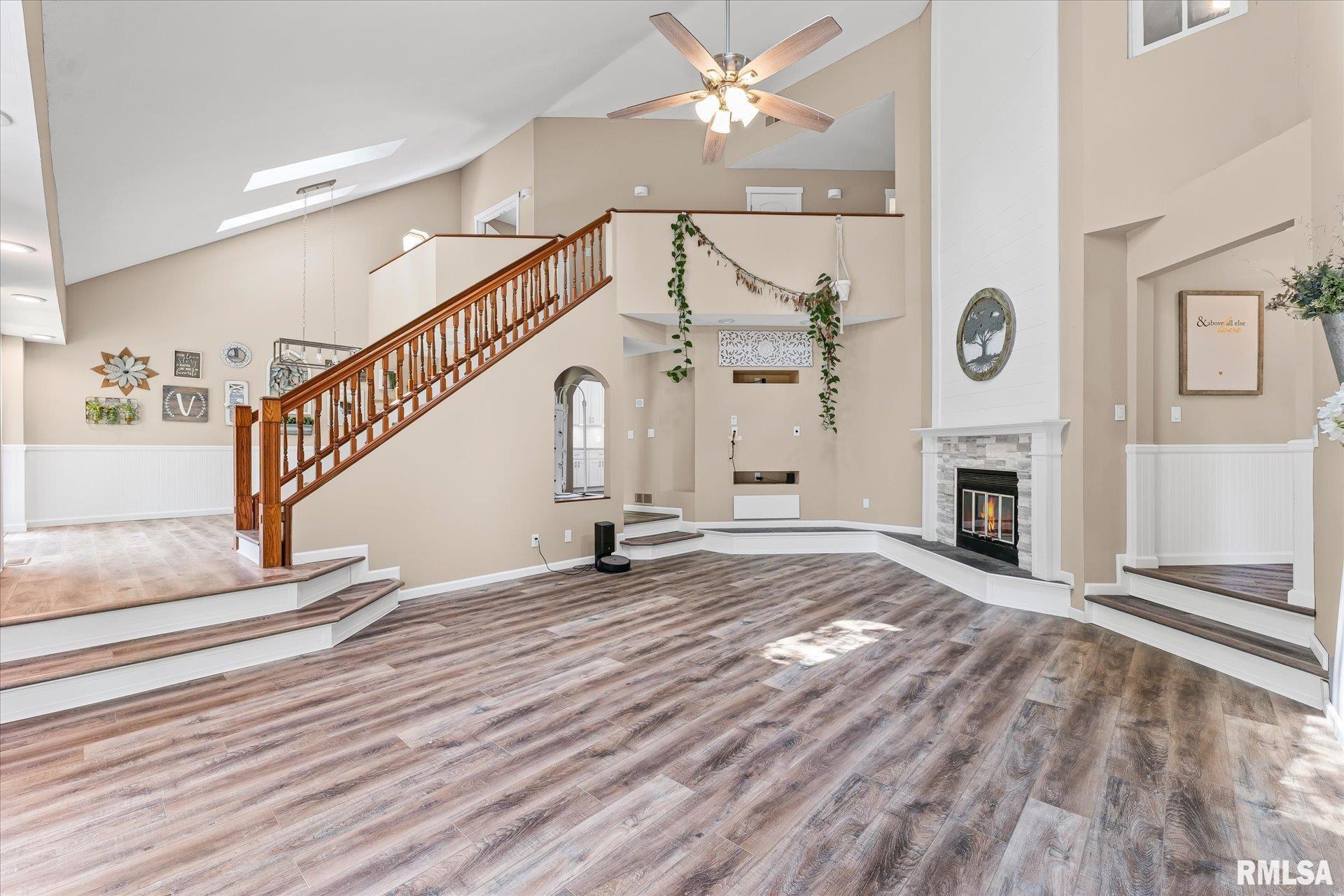 1196 Sandra Lane Monticello, IL 61856 - Photo 9 of 43