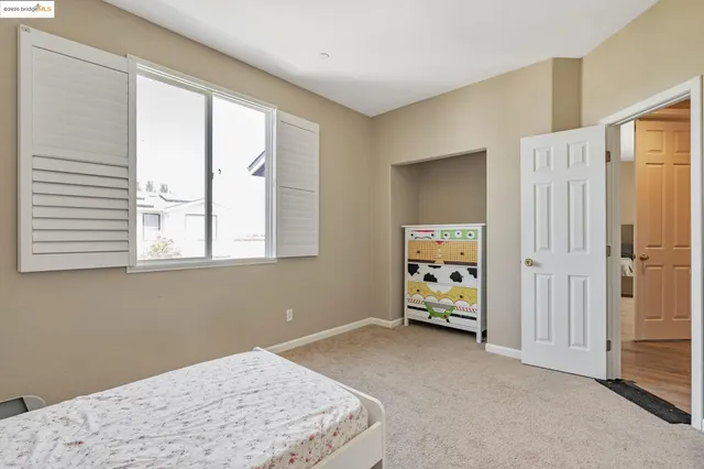 a room with a bed and a table