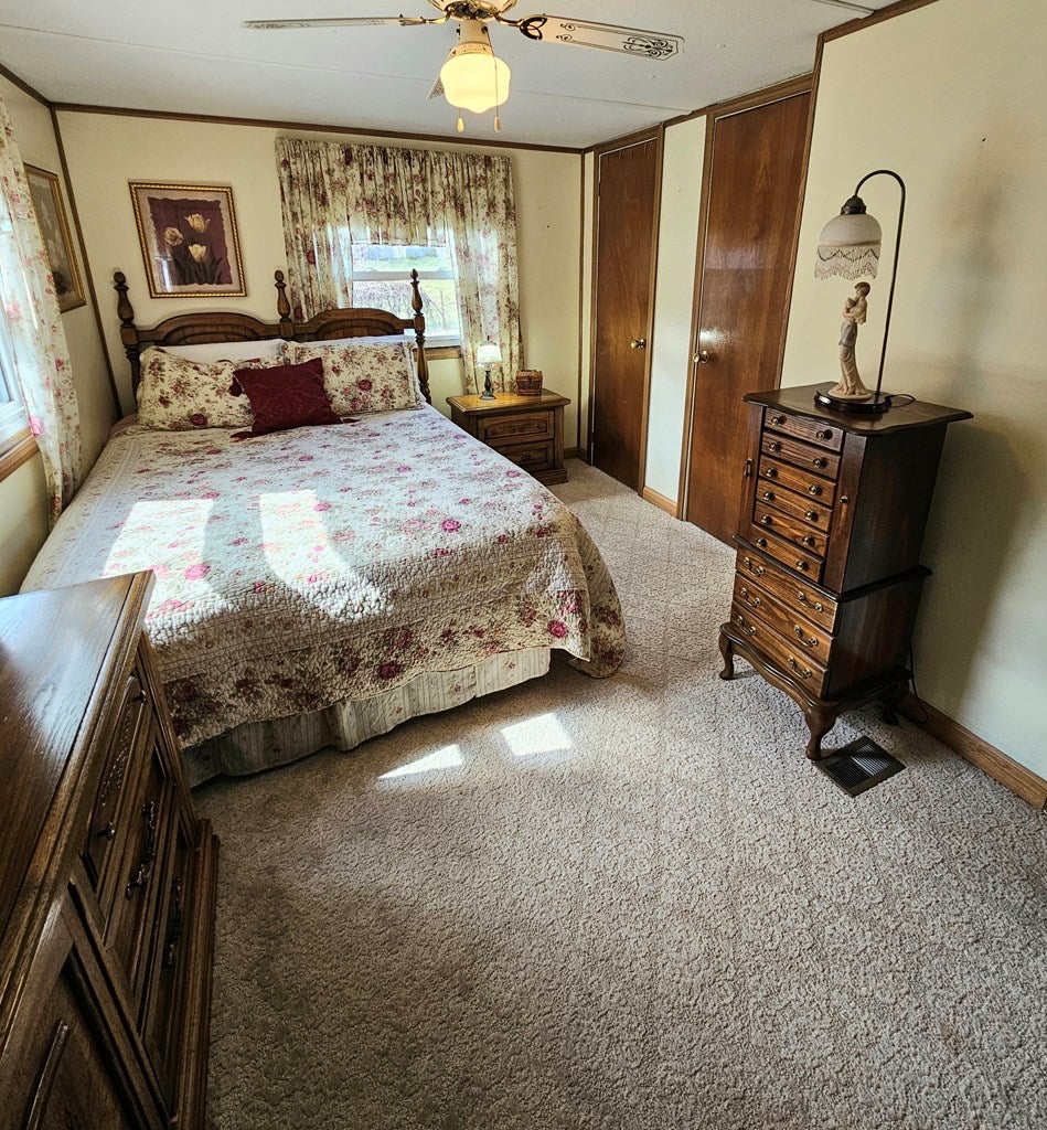 2244 Gratton Road Tazewell, VA 24651 - Photo 24 of 34 Gallery Image 24