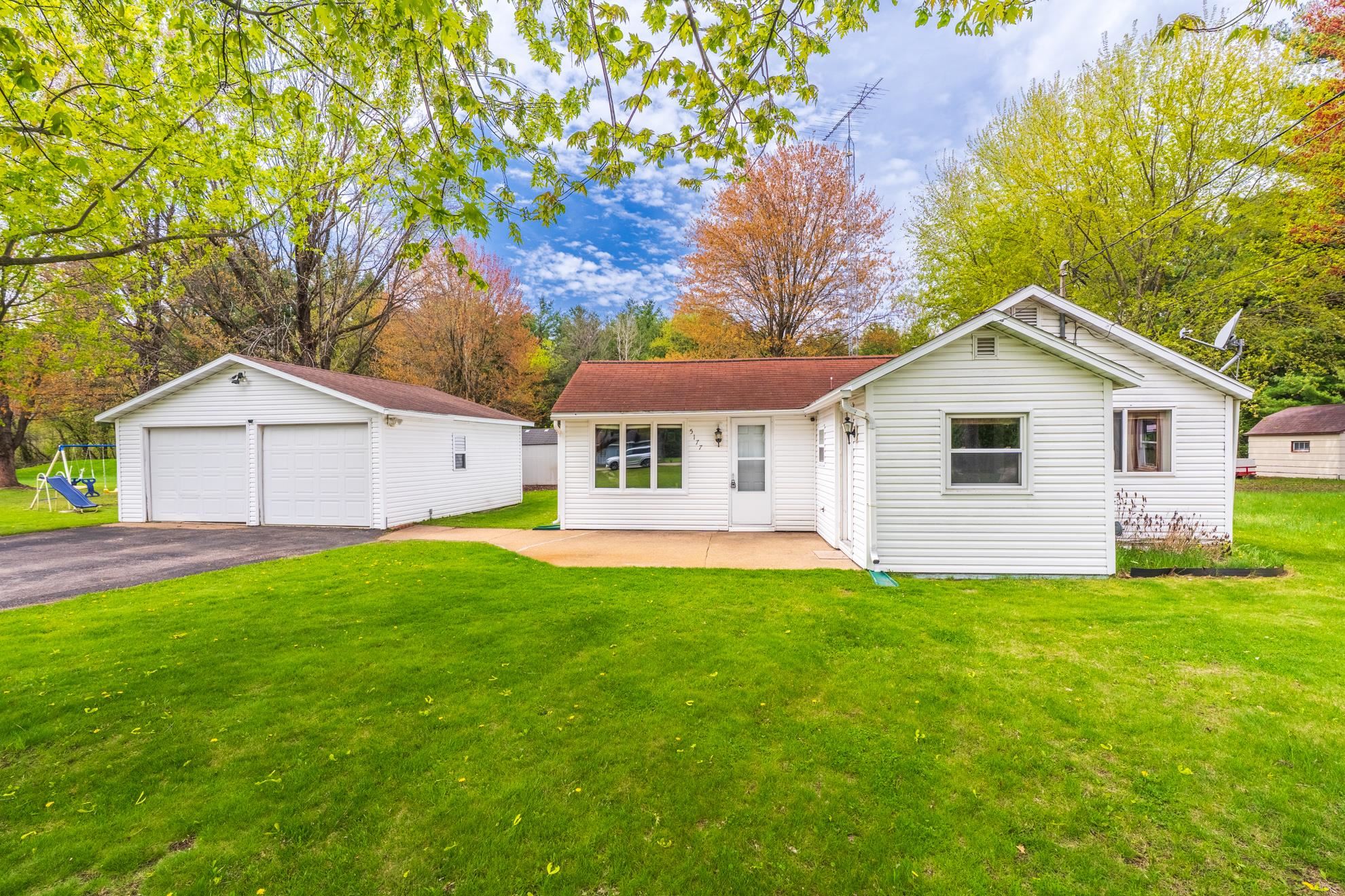 5177 Reddin Road Wisconsin Rapids, WI 54495 - Photo 2 of 51