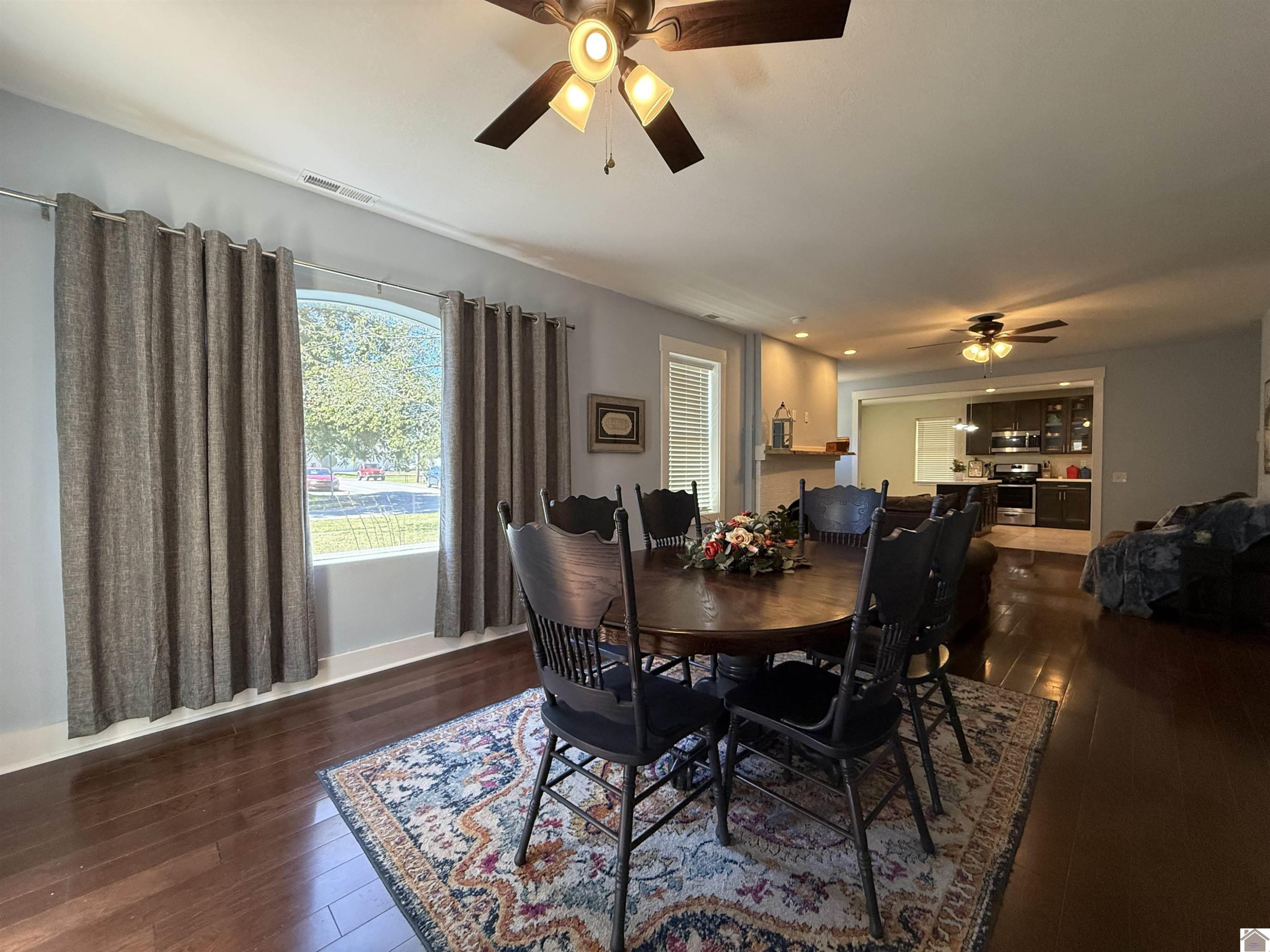 307 3rd Street Hazel, KY 42049 - Photo 9 of 44 With Picture Window