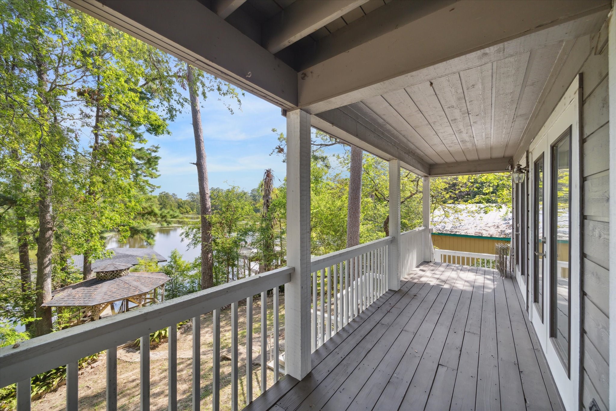 25814 Water Ridge Drive Houston, TX 77336 - Photo 8 of 41 Patio located off living room.