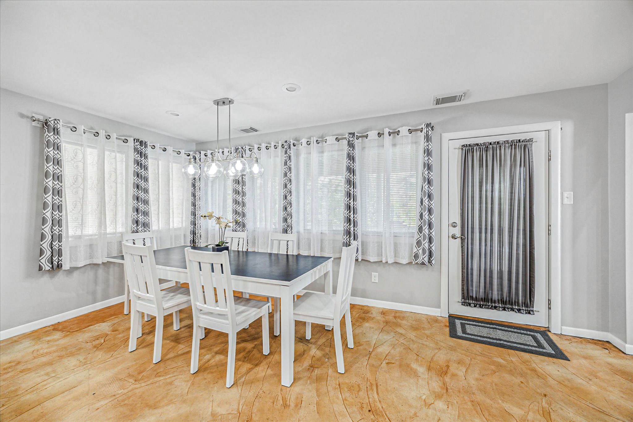 25814 Water Ridge Drive Houston, TX 77336 - Photo 10 of 41 Dining area Patio located off of dining area.