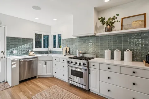 $1,495,000 | 5275 Proctor Avenue, Oakland, CA 94618