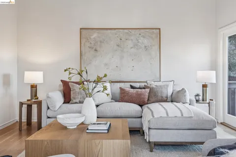 $1,495,000 | 5275 Proctor Avenue, Oakland, CA 94618