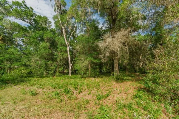 $80,000 | 12205 North Elkcam Boulevard, Dunnellon, FL 34434