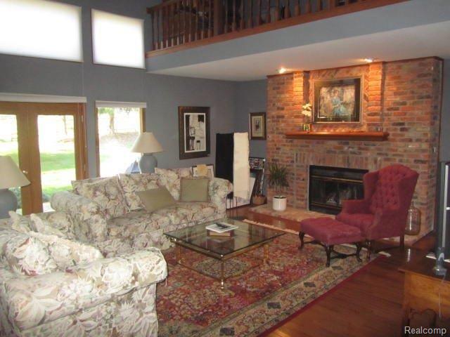 5956 Cobb Creek Road Rochester, MI 48306 - Photo 10 of 20 2013-09-16 00.09.30.jpg