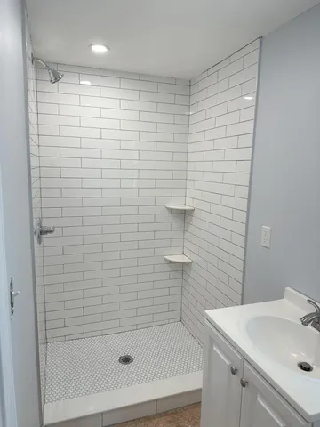 $1,950 | 2705 State Highway, Unit 3/4, Eastham, MA 02642