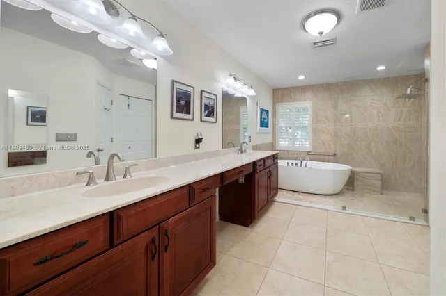 $1,240,000 | 5220 Rosewood Lane, Vero Beach, FL 32966