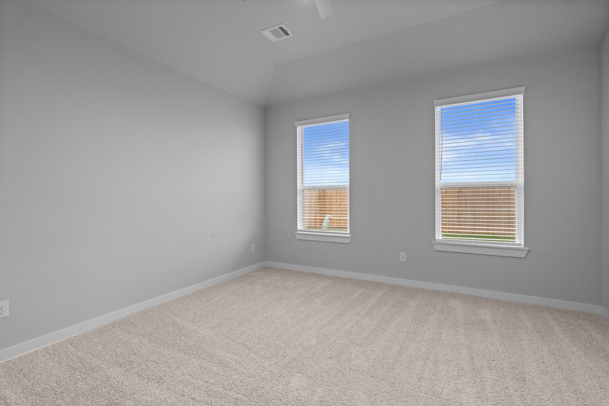 619 Yard Master Trail Rosharon, TX 77583 - Photo 27 of 46 a view of an empty room with a window