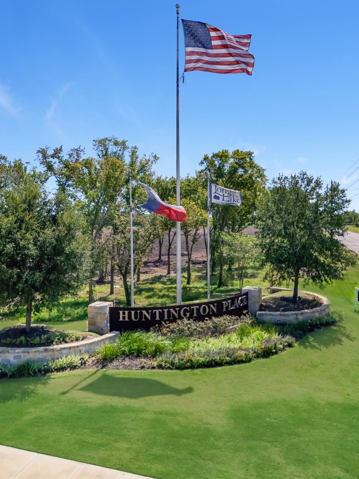 619 Yard Master Trail Rosharon, TX 77583 - Photo 40 of 46 a view of a house with a yard and potted plants