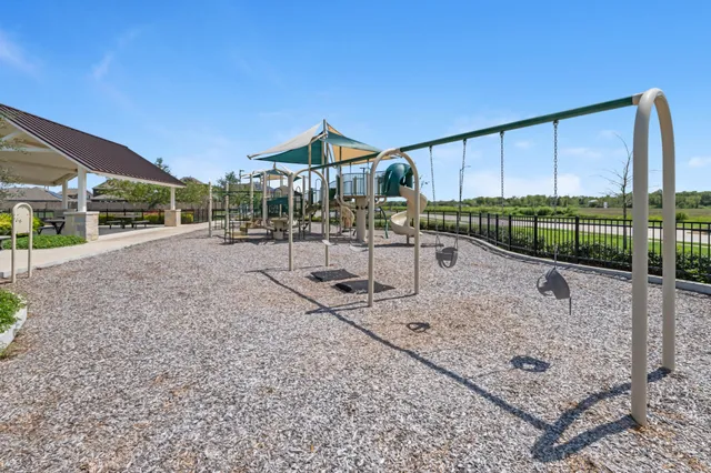$440,385 | 619 Yard Master Trail, Rosharon, TX 77583