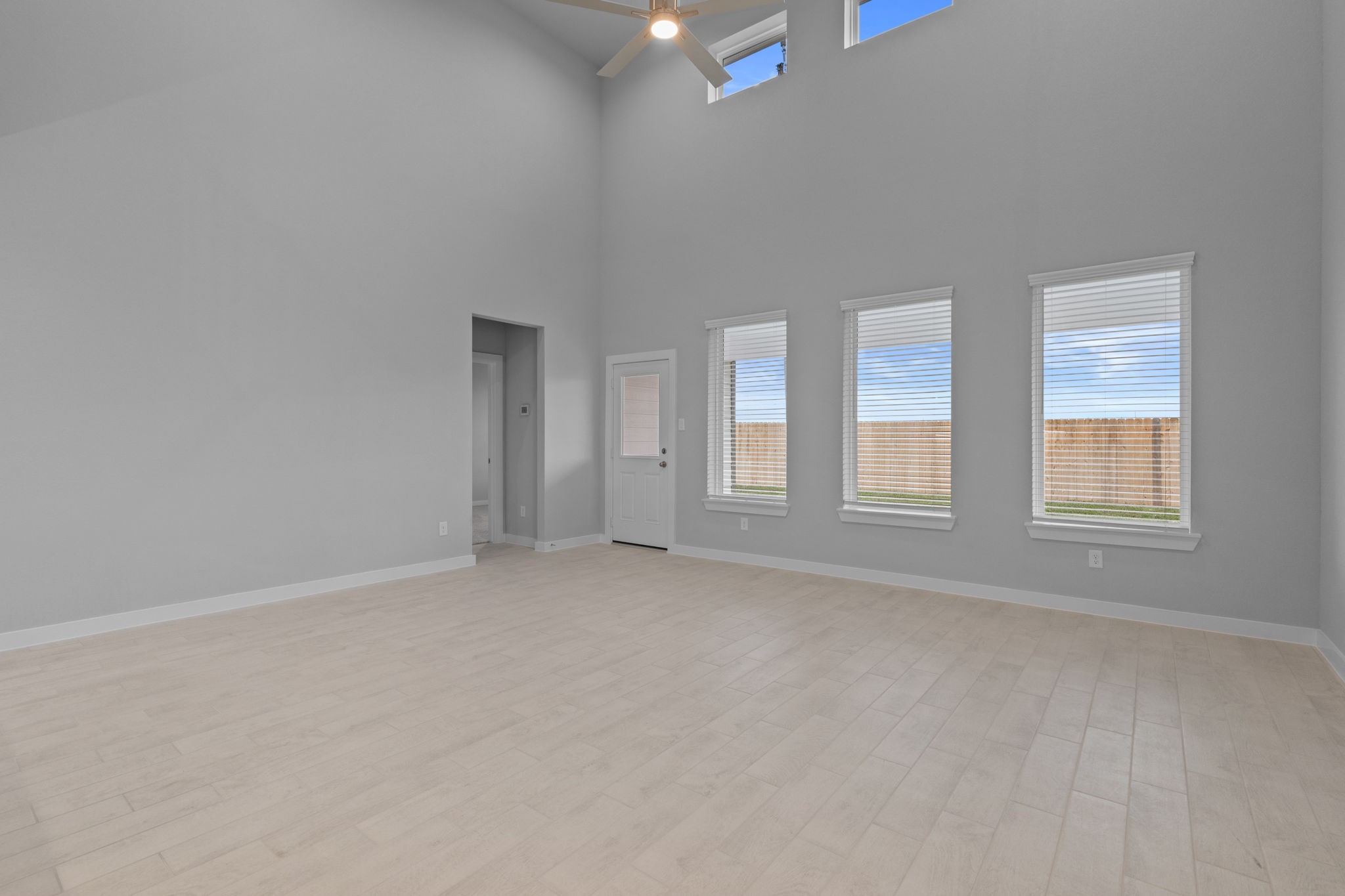 619 Yard Master Trail Rosharon, TX 77583 - Photo 9 of 46 an empty room with windows and closet