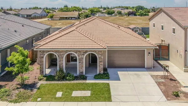 $724,996 | 1849 Birdie Avenue, Manteca, CA 95337
