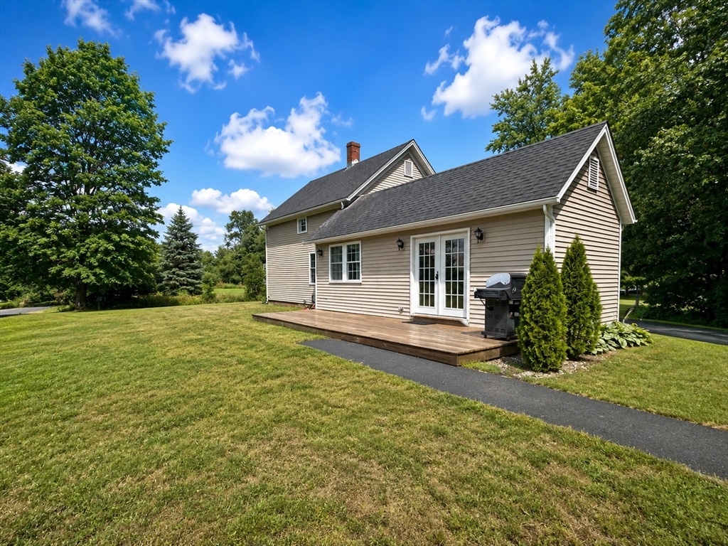 20 Cross Road Bernardston, MA 01337 - Photo 5 of 40