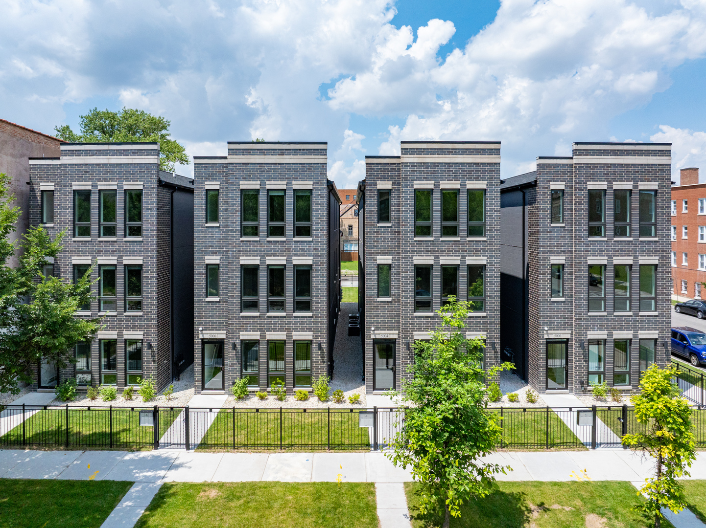 5008 South Prairie Avenue Chicago, IL 60615 - Photo 1 of 26