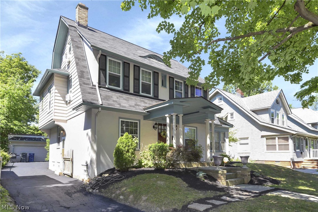 3337 Bradford Road Cleveland, OH 44118 - Photo 2 of 27