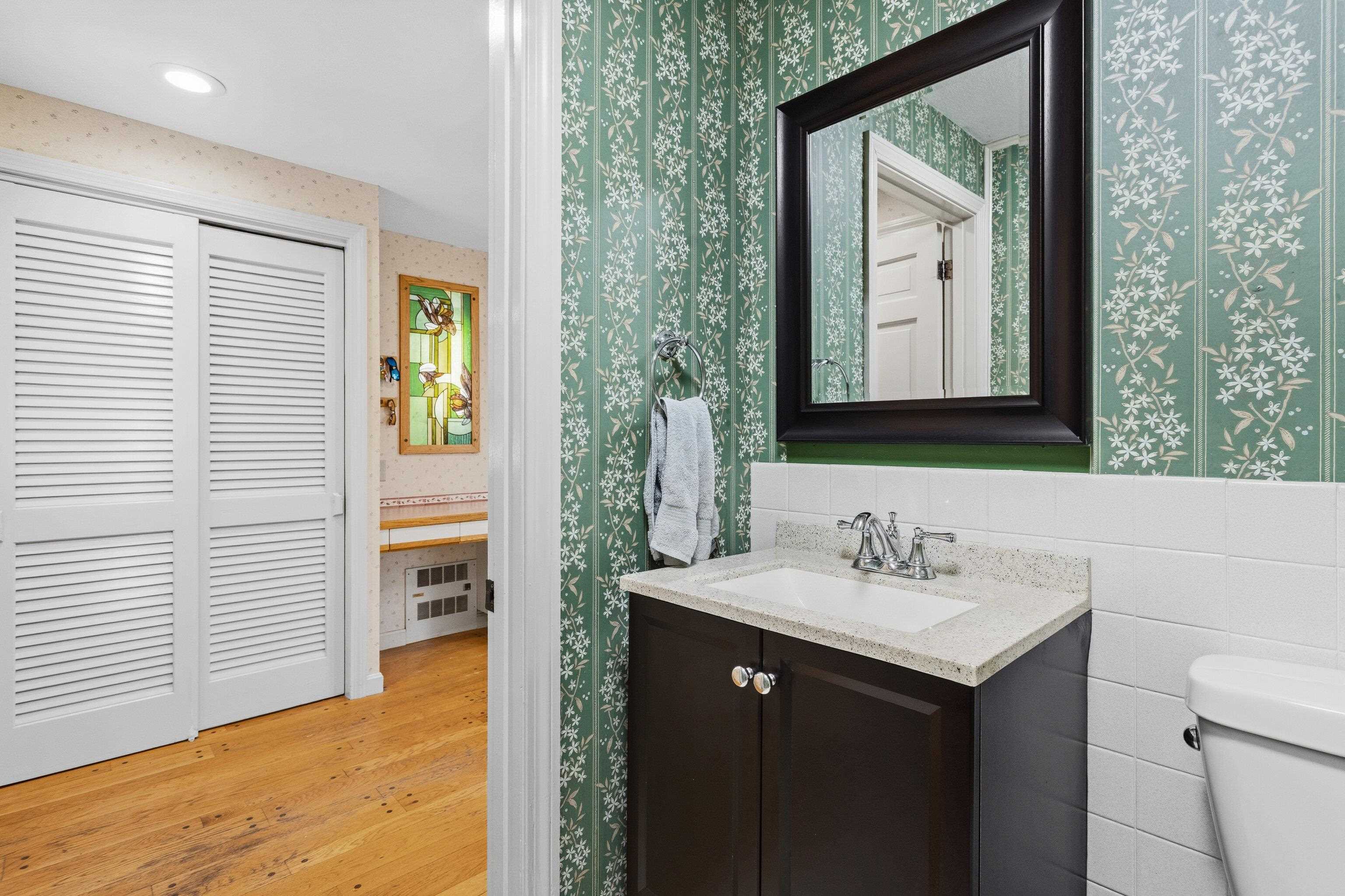 13 Williams Circle Stratham, NH 03885 - Photo 23 of 52