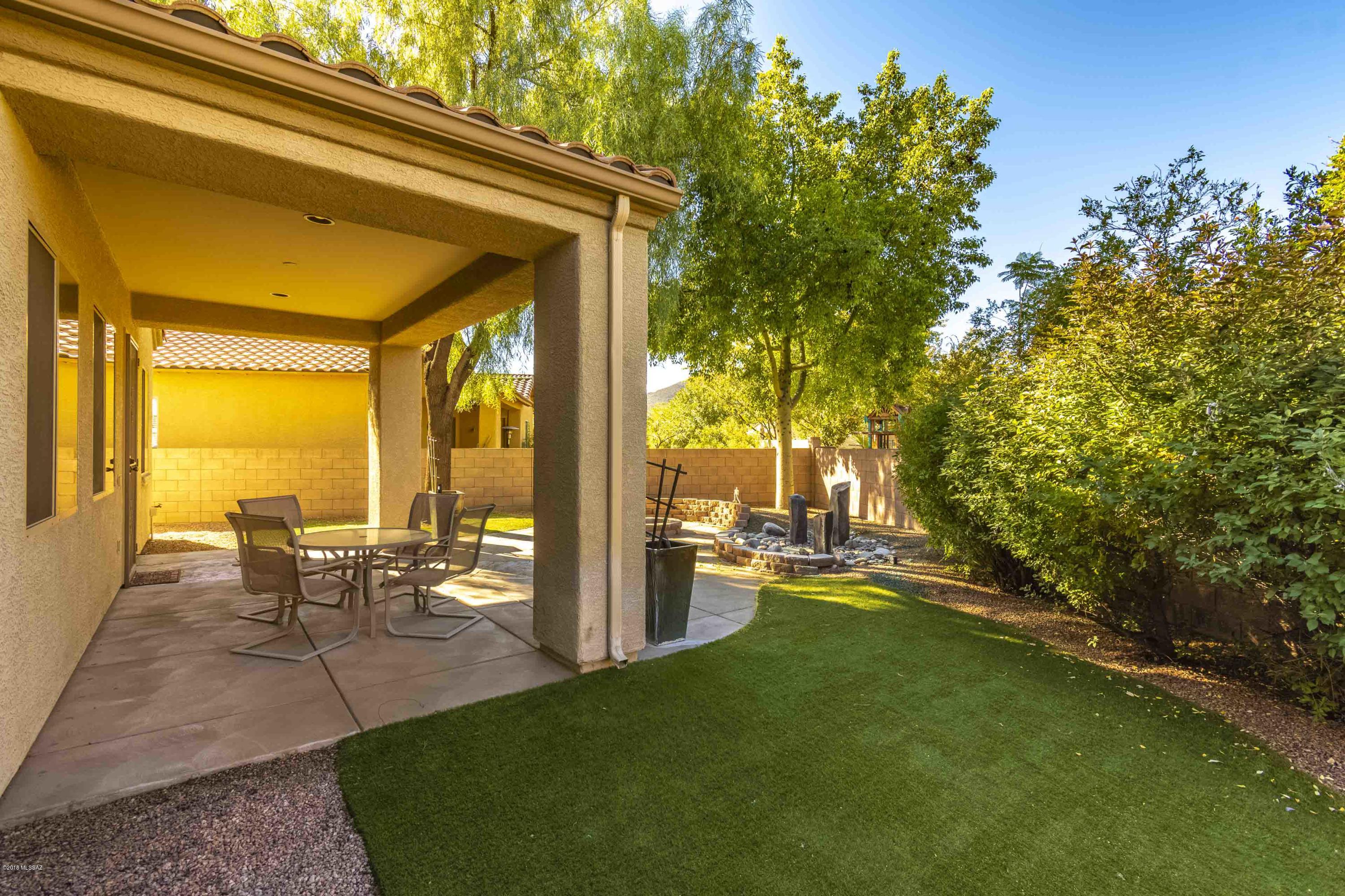 7995 North Rondure Loop Tucson, AZ 85743 - Photo 26 of 29