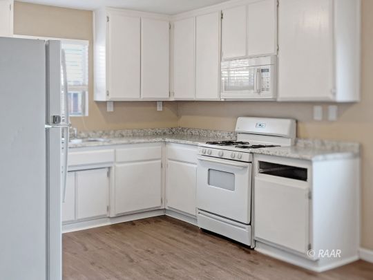 800 Capehart Court Ridgecrest, CA 93555 - Photo 9 of 34 Gallery Image 9