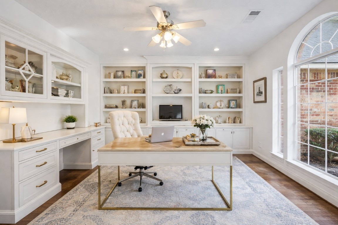 27223 Blue Cedar Lane Spring, TX 77386 - Photo 10 of 50 This image has been virtually staged and digitally upgraded to help visualize the room’s potential.