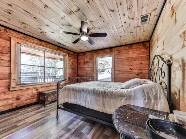 $599,900 | 1166 Hodgins Lane, White, GA 30184