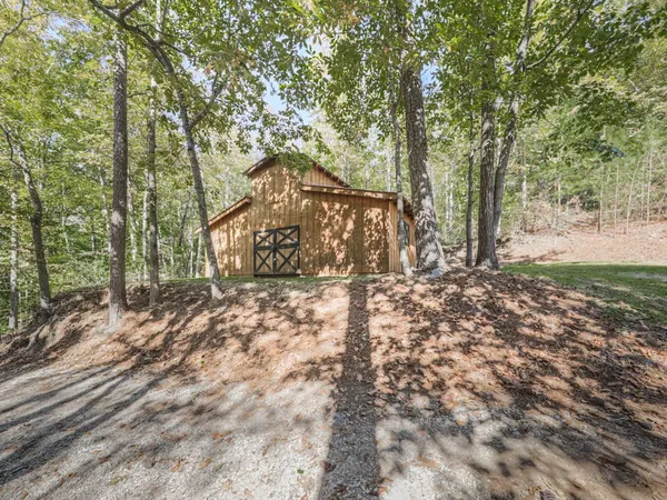 $599,900 | 1166 Hodgins Lane, White, GA 30184