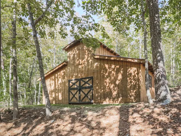 $599,900 | 1166 Hodgins Lane, White, GA 30184