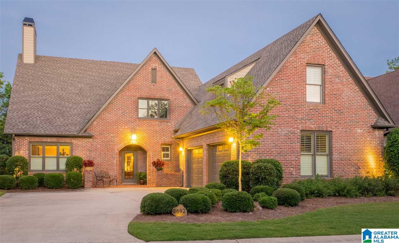 5692 Chestnut Trace Birmingham, AL 35244 - Photo 2 of 42