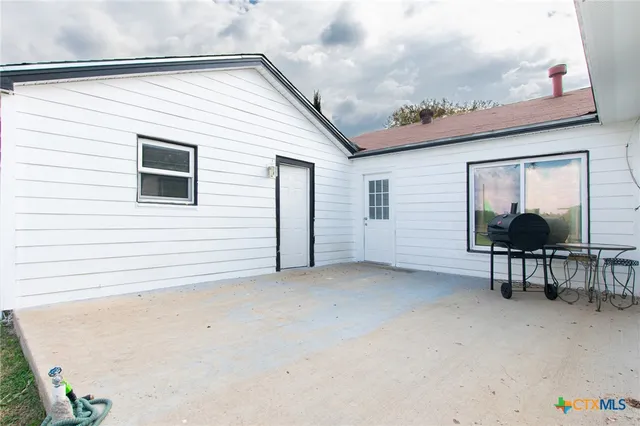 $330,000 | 4417 South Pea Ridge Road, Temple, TX 76502