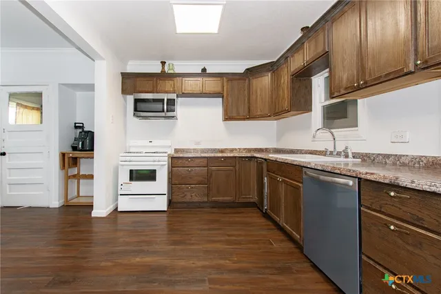 $330,000 | 4417 South Pea Ridge Road, Temple, TX 76502