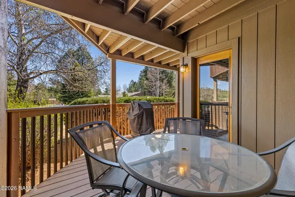$439,000 | 2841 North Walnut Hills Drive, Unit 6, Flagstaff, AZ 86004