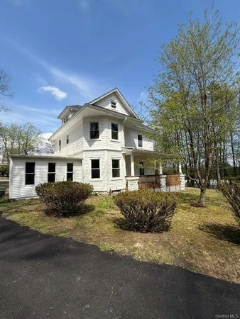 $4,000 | 701 Highway 304, Nanuet, NY 10954