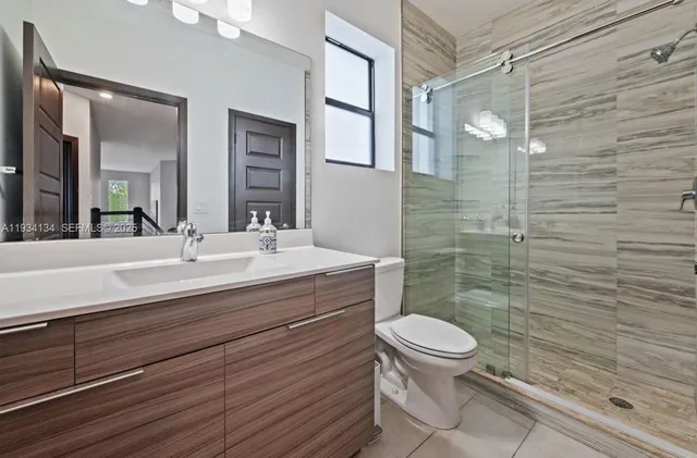 $1,199,000 | 8723 Northwest 161st Terrace, Miami Lakes, FL 33018