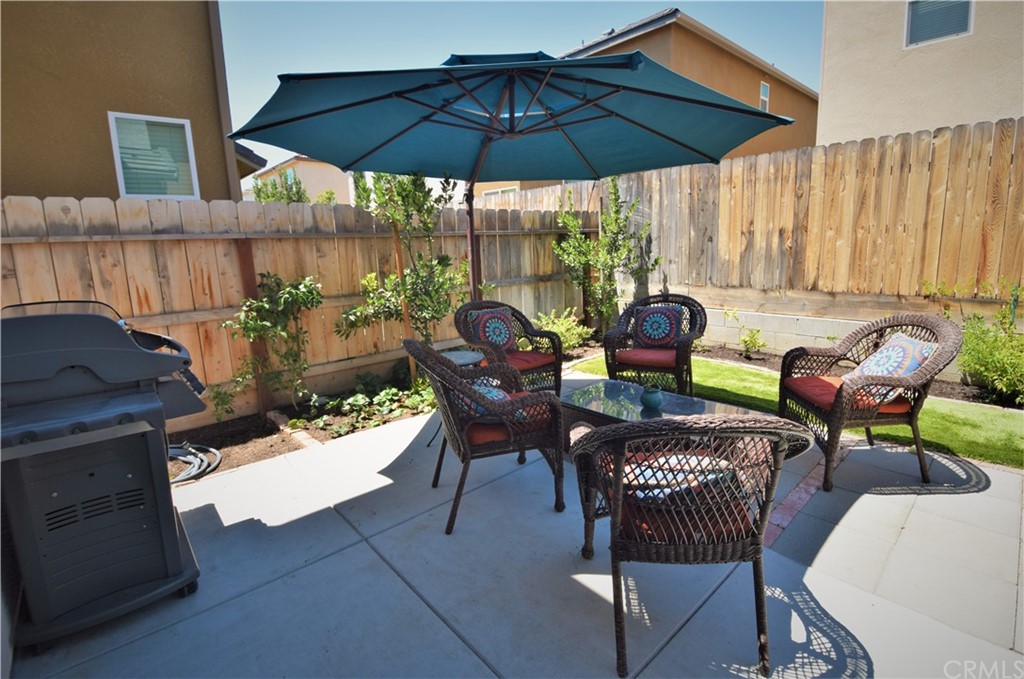 3753 Artistry Way Clovis, CA 93619 - Photo 20 of 22