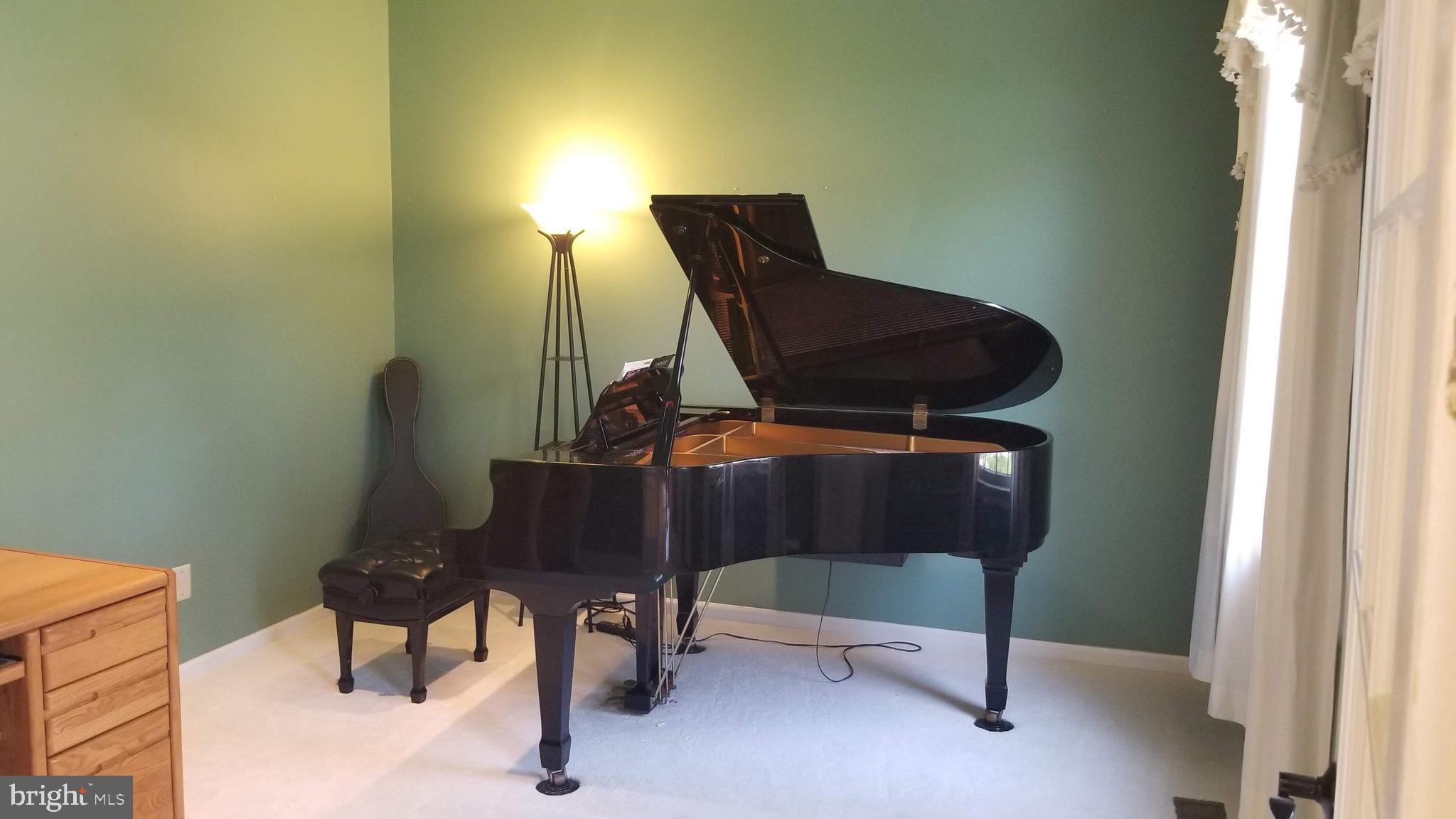 2362 Cross Creek Road Macungie, PA 18062 - Photo 4 of 32 Office / Music Room