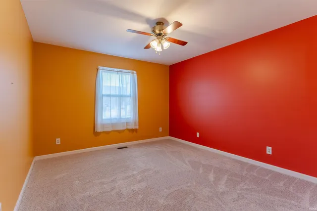 $395,500 | 3100 Trailwood Drive, Newburgh, IN 47630