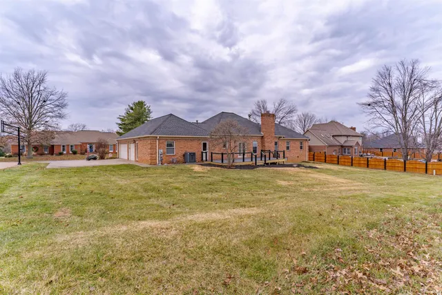 $395,500 | 3100 Trailwood Drive, Newburgh, IN 47630