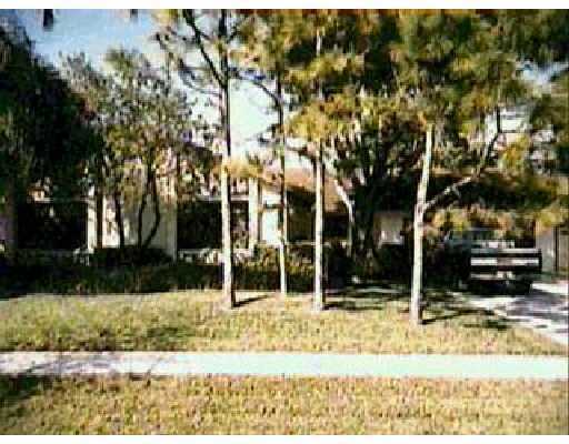 4229 Cedar Creek Road Boca Raton, FL 33487 - Photo 1 of 1 Primary Photo