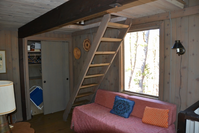 438 County Road Oak Bluffs, MA 02557 - Photo 9 of 12 up to 3rd level