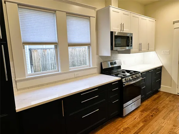 $2,875 | 540 Harvard Street, Houston, TX 77007