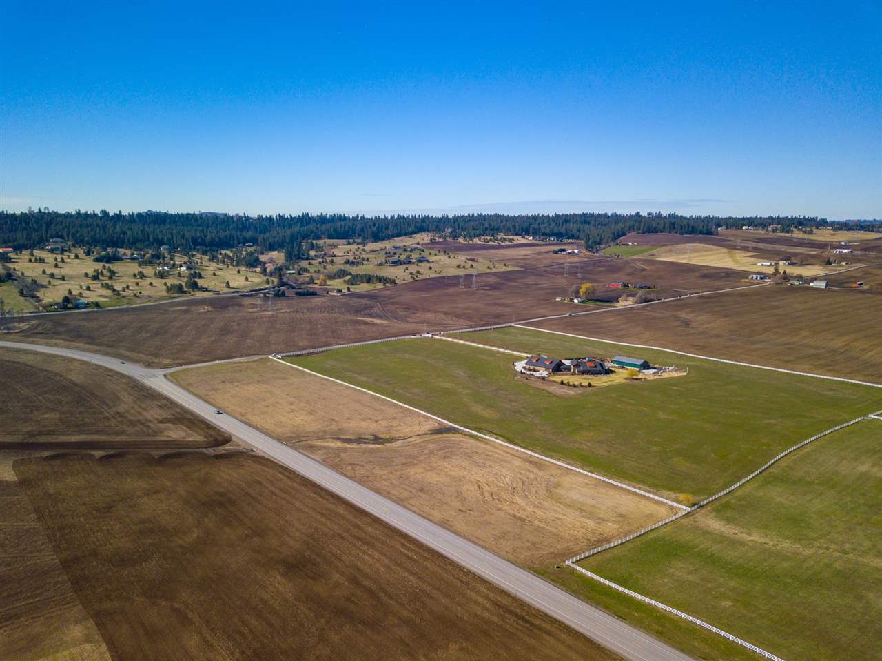 7407 East Stoneman Road Mead, WA 99021 - Photo 5 of 16