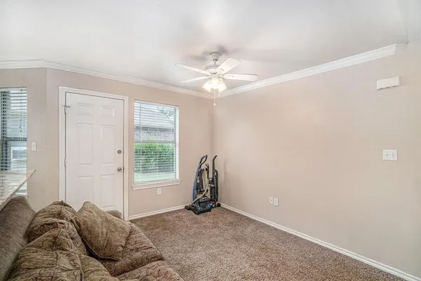 $1,650 | 542 Mast Court, Crowley, TX 76036