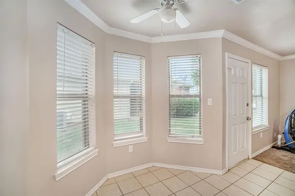 $1,650 | 542 Mast Court, Crowley, TX 76036