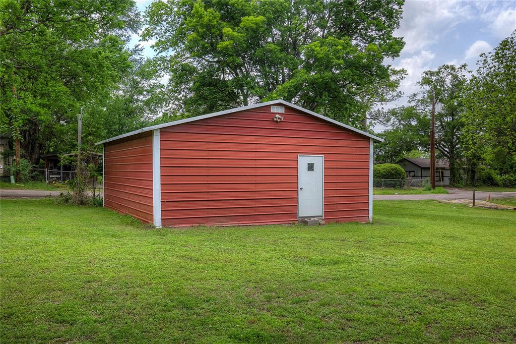 10065 Comanche Road Quinlan, TX 75474 - Photo 32 of 36
