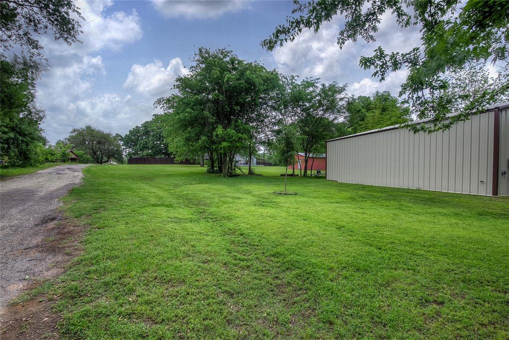 10065 Comanche Road Quinlan, TX 75474 - Photo 34 of 36