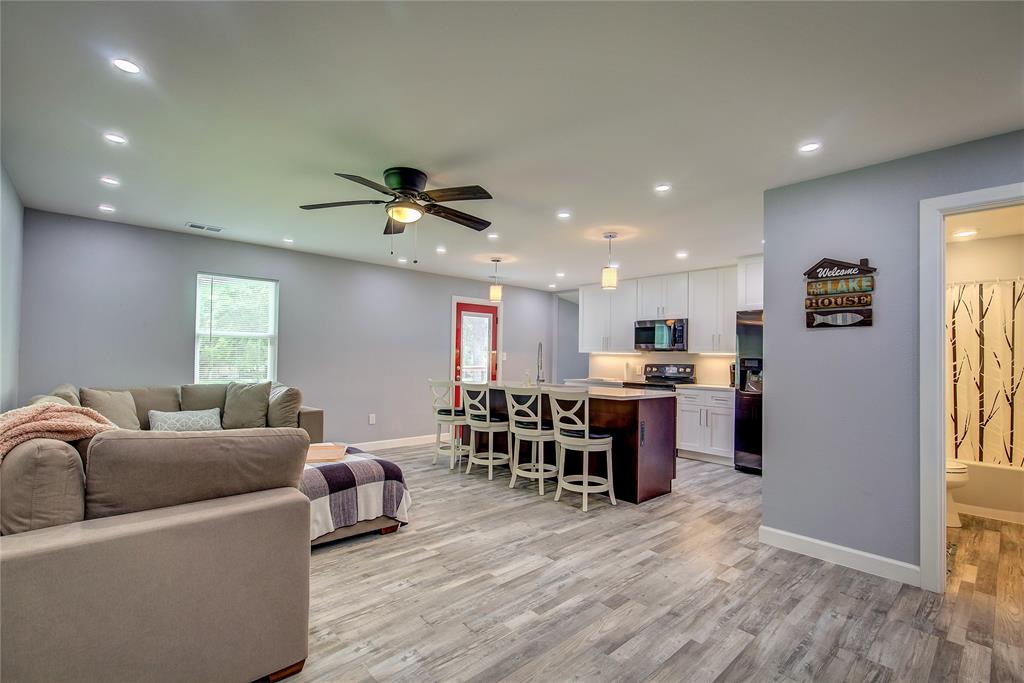 10065 Comanche Road Quinlan, TX 75474 - Photo 4 of 36